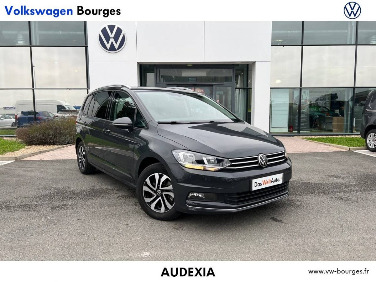 VOLKSWAGEN TOURAN à Orléans
