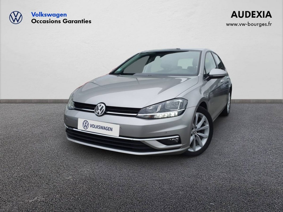 VOLKSWAGEN GOLF à Auxerre