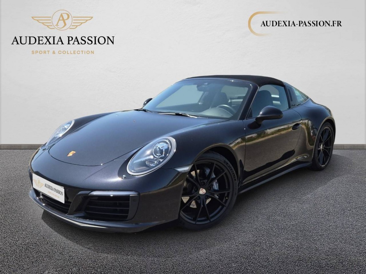 PORSCHE 911 TARGA à Bourges