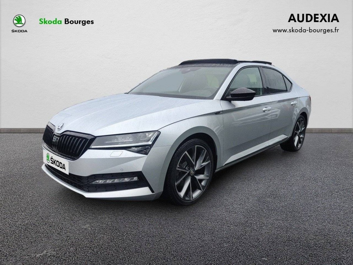 SKODA SUPERB à Bourges