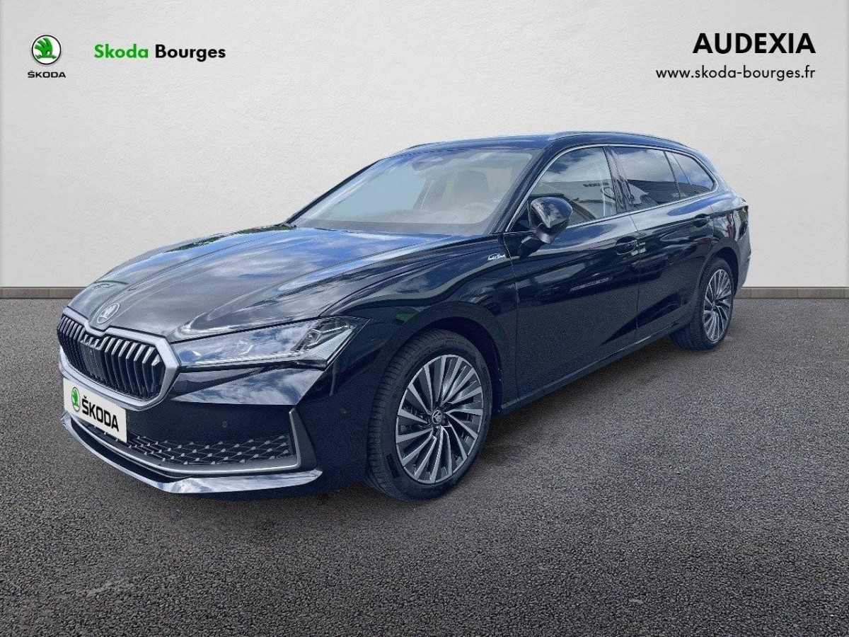 SKODA SUPERB COMBI à Bourges