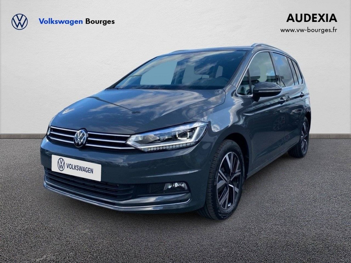 VOLKSWAGEN TOURAN à Bourges