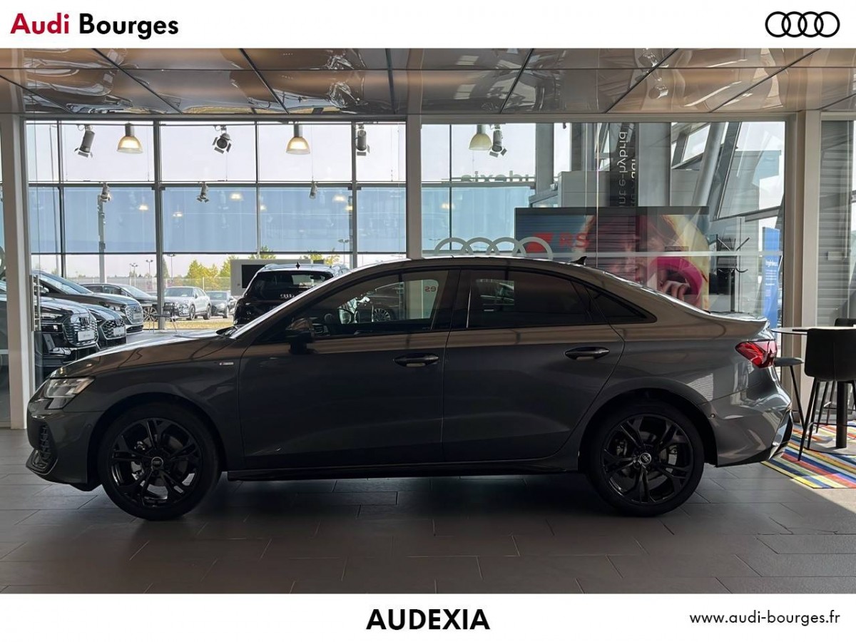 AUDI A3 BERLINE à Bourges