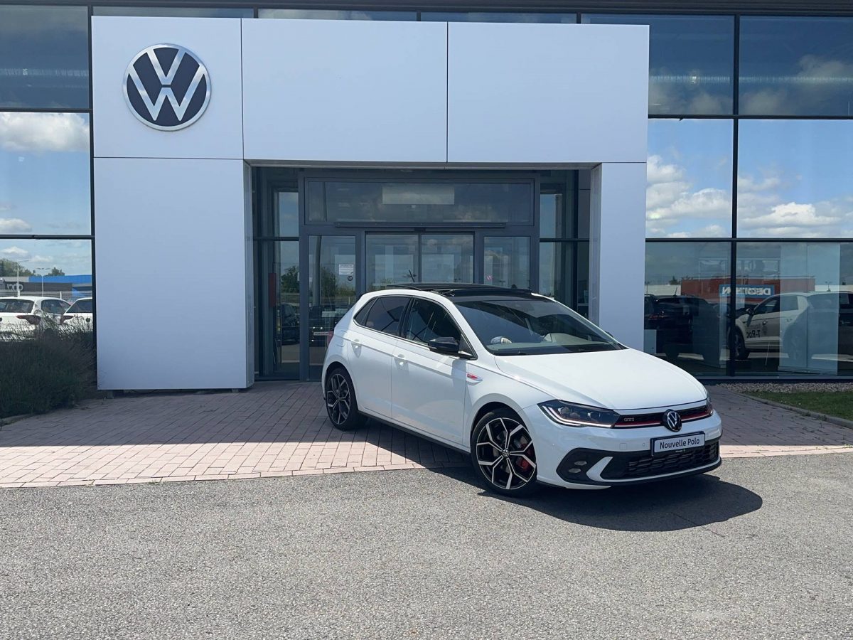 VOLKSWAGEN POLO à Orléans